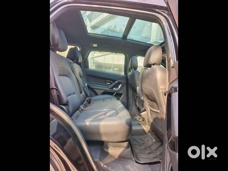 Tata Safari Accomplished Plus 6 Str Dark Edition, 2024, Diesel