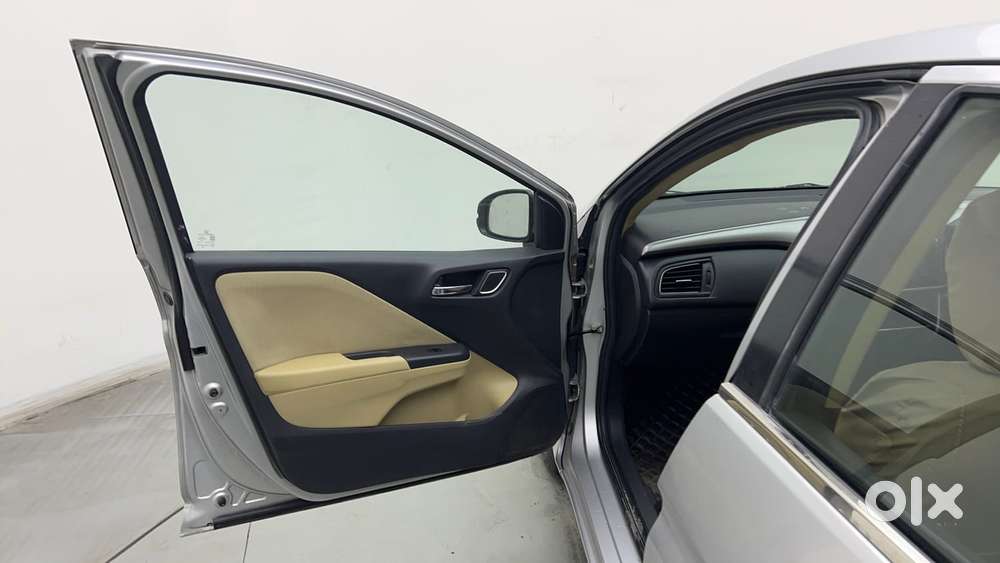 Honda City I-vtec V, 2018, Petrol