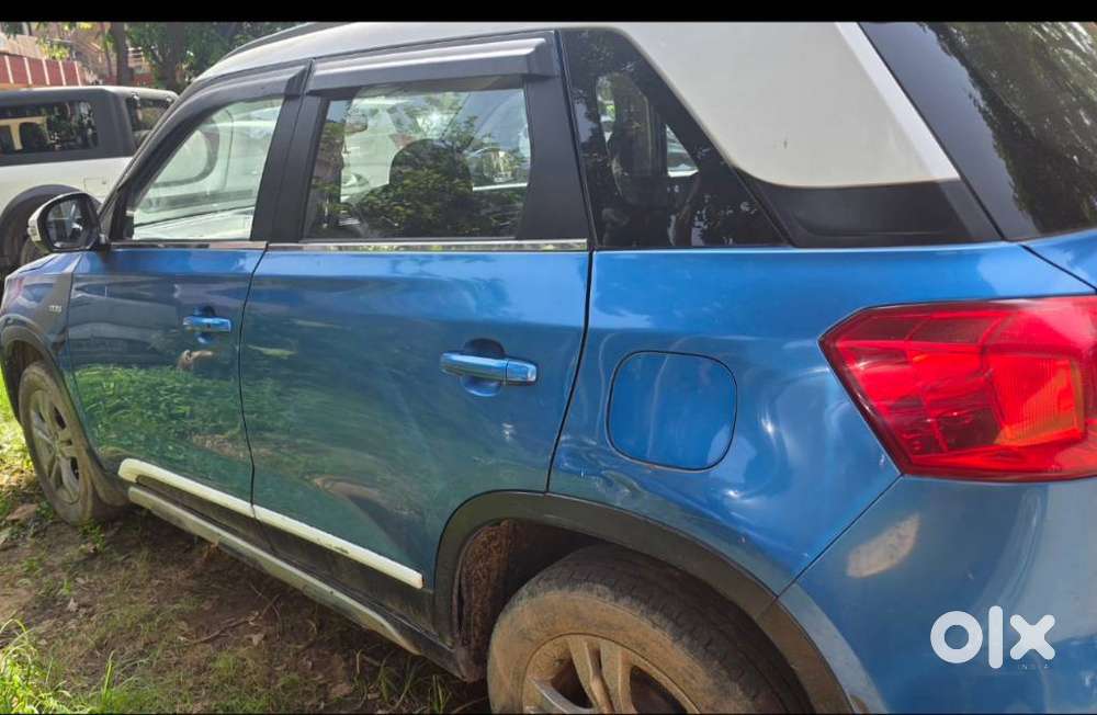 Maruti Suzuki Brezza Zdi+ Dual Tone, 2016, Diesel