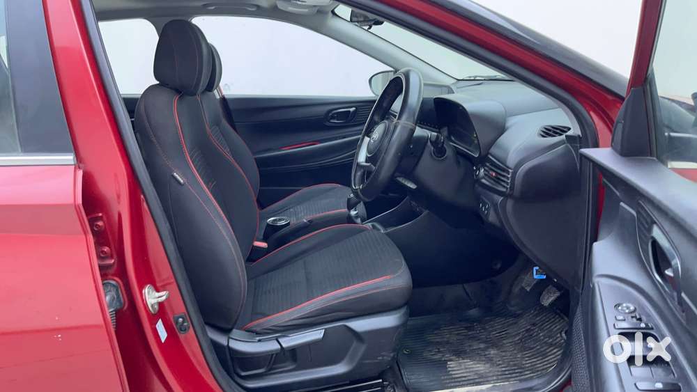 Hyundai New I20 1.2 Asta (o) Mt Dual Tone, 2022, Petrol