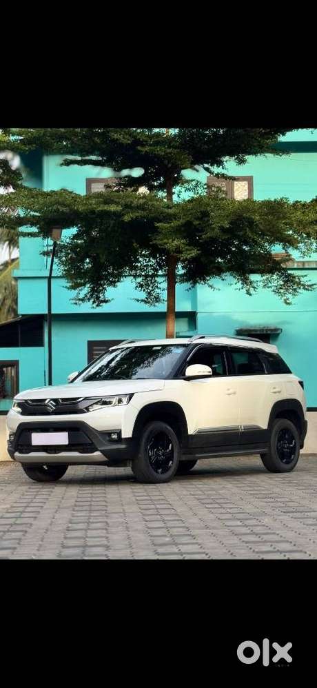 Maruti Suzuki Brezza 1.5 Zxi Smart Hybrid, 2025, Petrol
