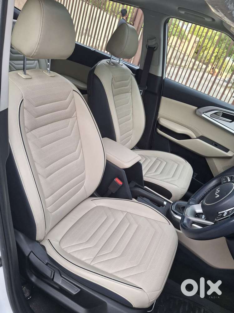 Kia Carens Luxury (o)1.5 Diesel At 7 Str, 2024, Diesel