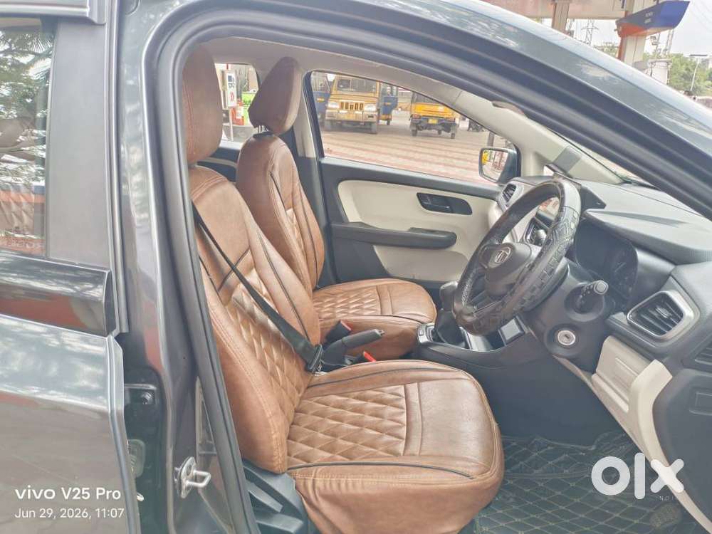 Tata Altroz 1.2 Xe, 2021, Petrol