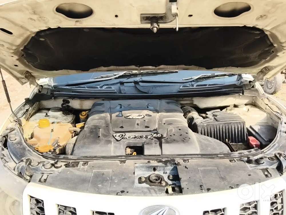 Mahindra Xuv500 2015