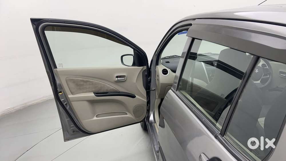 Maruti Suzuki Celerio Zxi Optional Amt, 2016, Petrol