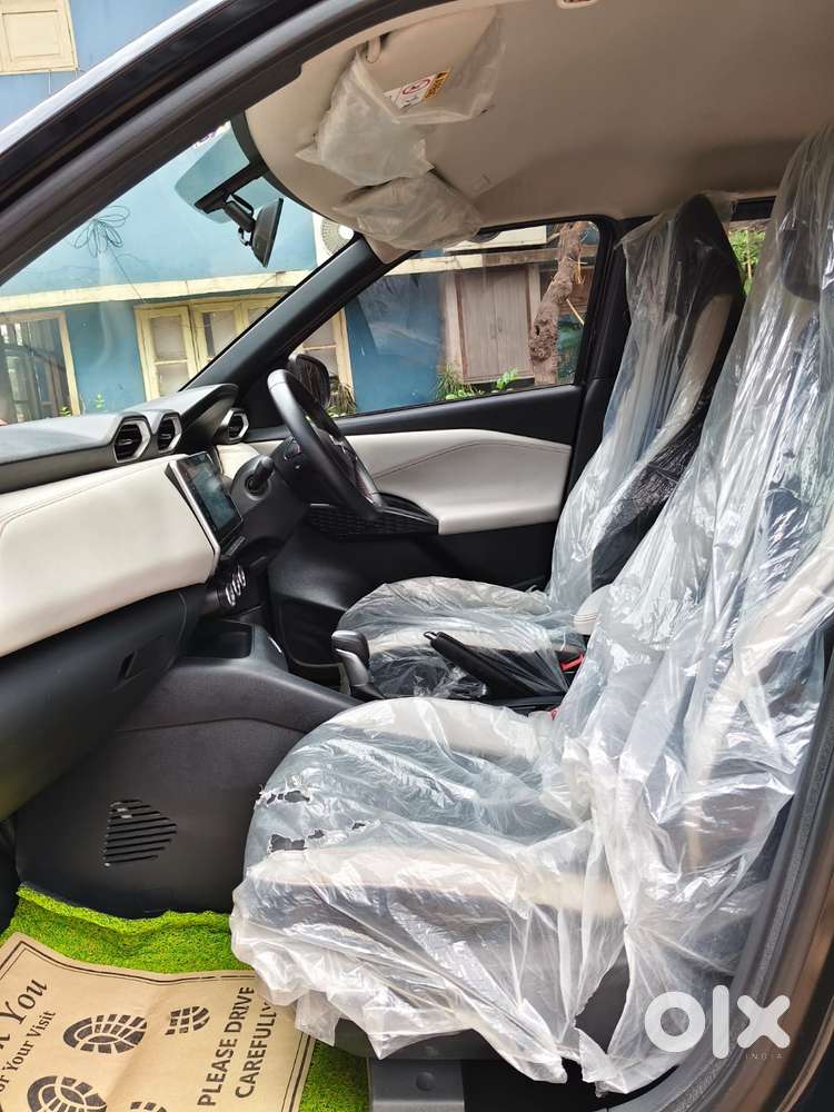 Nissan Magnite, 2025, Petrol