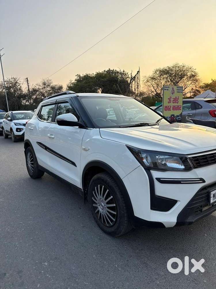 Mahindra Xuv300 W4 2021 Diesel Well Maintained