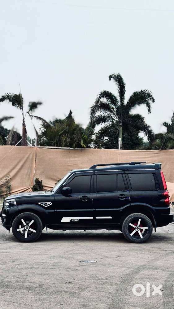 Mahindra Scorpio 2023 Diesel Manual Used