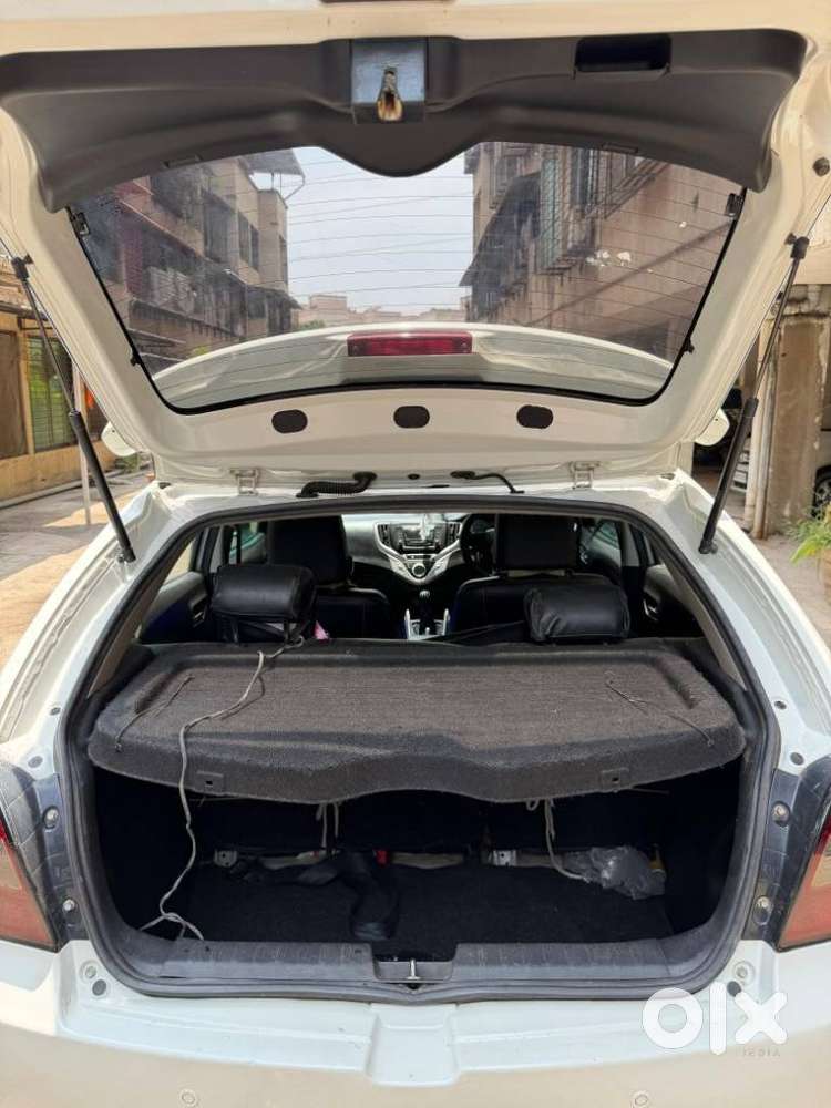 Maruti Suzuki Swift 1.3 Zxi, 2012, Petrol