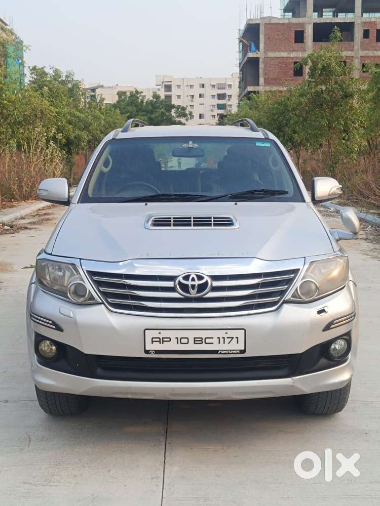 Toyota Fortuner 3.0 4x2 Automatic, 2012, Diesel