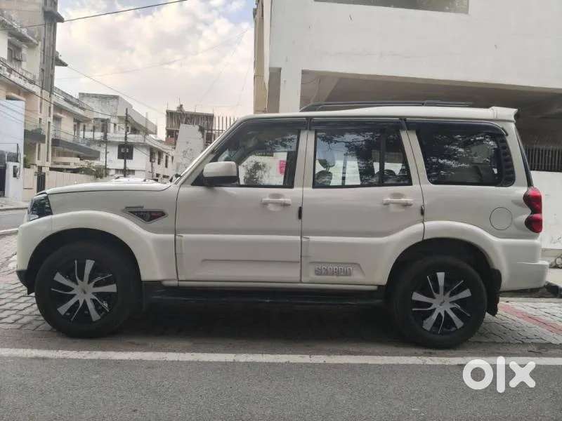 Mahindra Scorpio 1.99 S6 Plus, 2016, Diesel