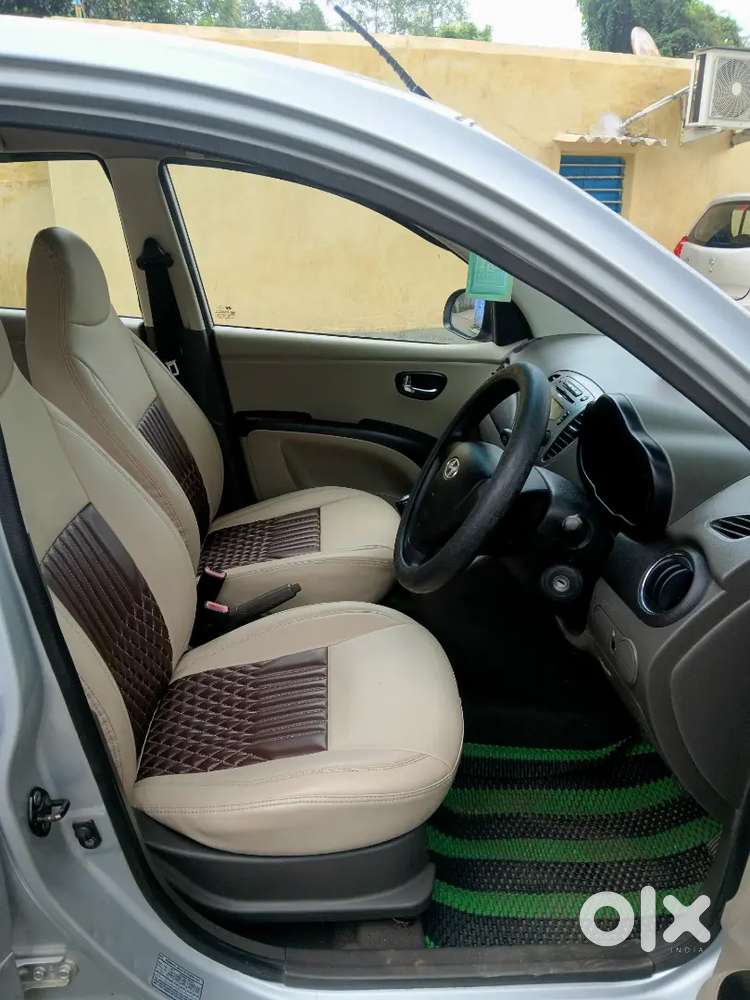 Hyundai I10 Sportz Petrol 2011