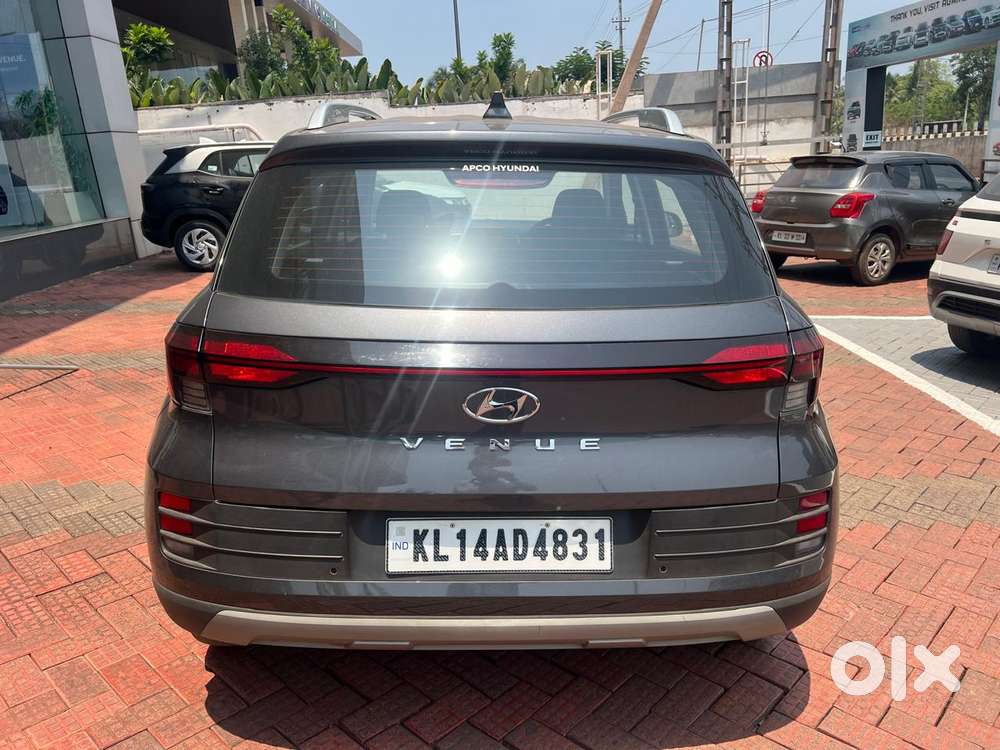 Hyundai Venue 1.2 S (o), 2023, Petrol