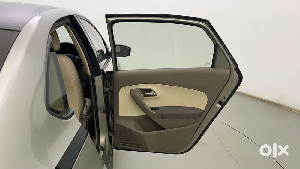 Skoda Rapid Ambition 1.6 Tdi Cr Manual Plus, 2014, Diesel