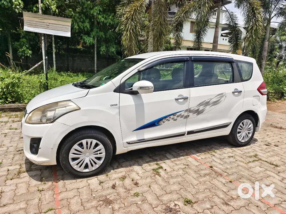 Maruti Suzuki Ertiga 2012 Diesel 150000 Km Driven