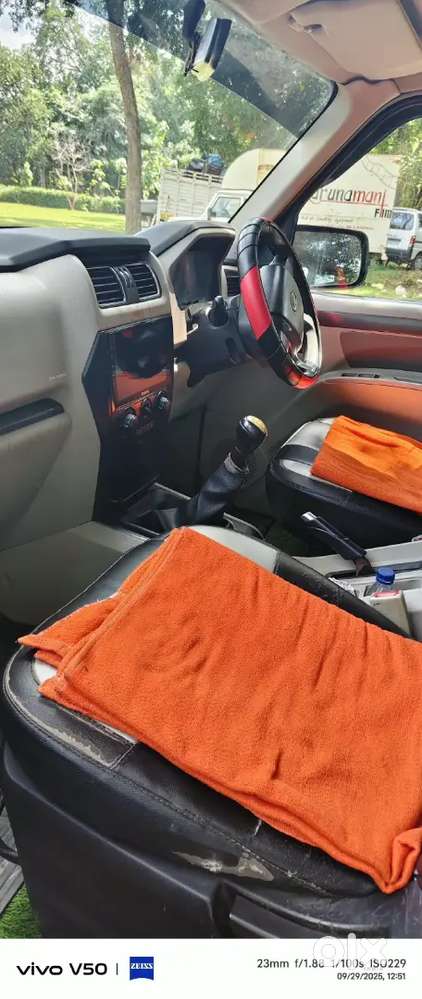 Mahindra Scorpio S6+ Convert S11 Classic