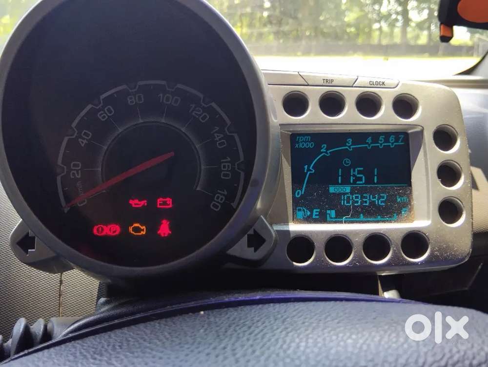 Chevrolet Beat 2011 Petrol