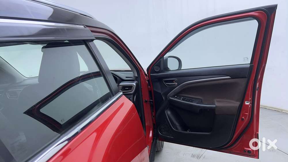 Maruti Suzuki Brezza 1.5 Zxi Smart Hybrid Dual Tone, 2023, Petrol