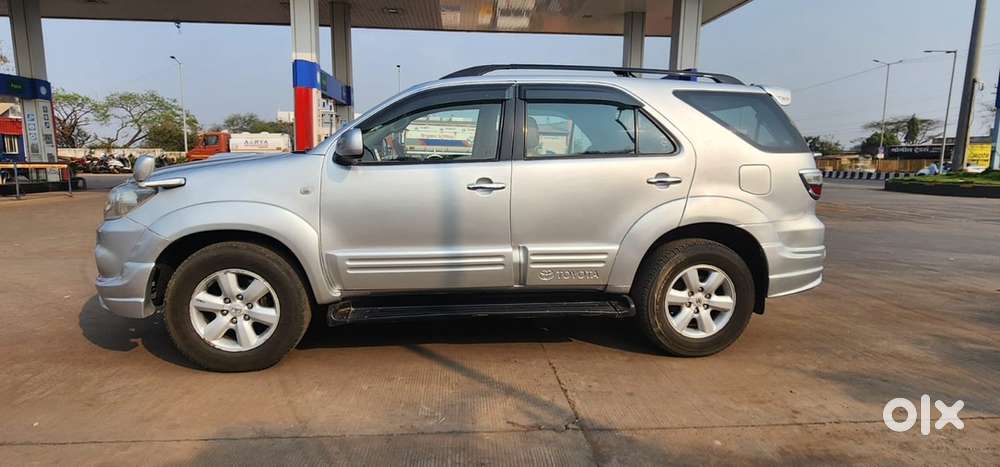 Toyota Fortuner Diesel Manual 2010
