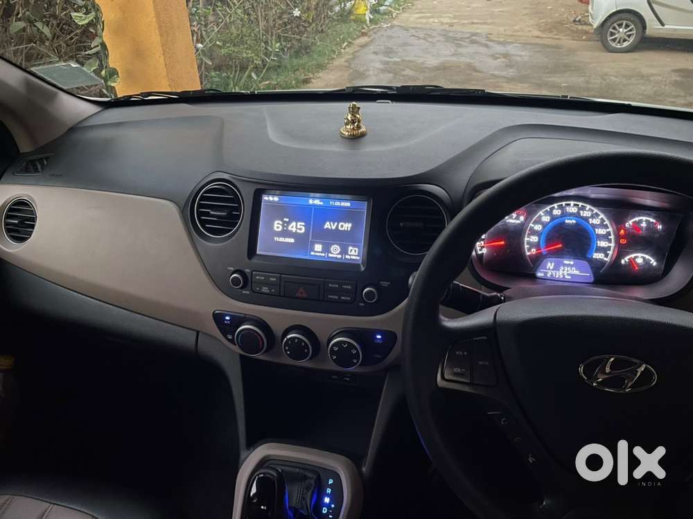 Hyundai Grand I10 2018 Petrol 27357 Km Driven