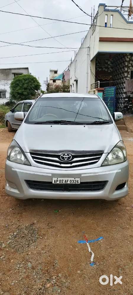 Toyota Innova 2.5 G 2010