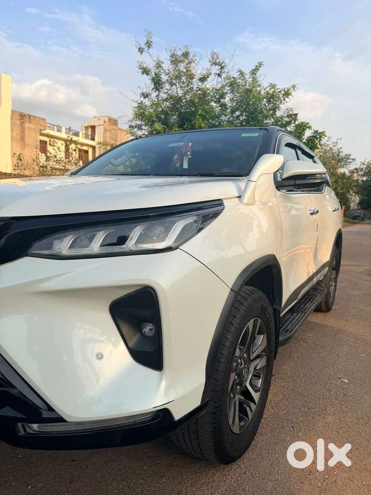 Toyota Fortuner Legender 2022