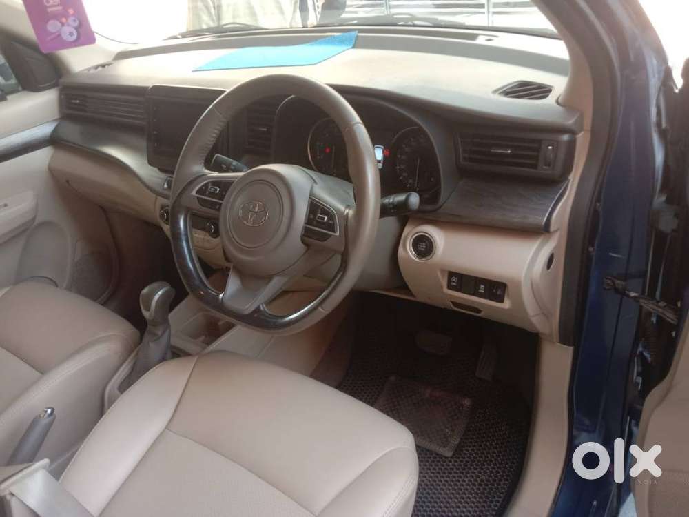 Toyota Rumion 2024 Dual Tone