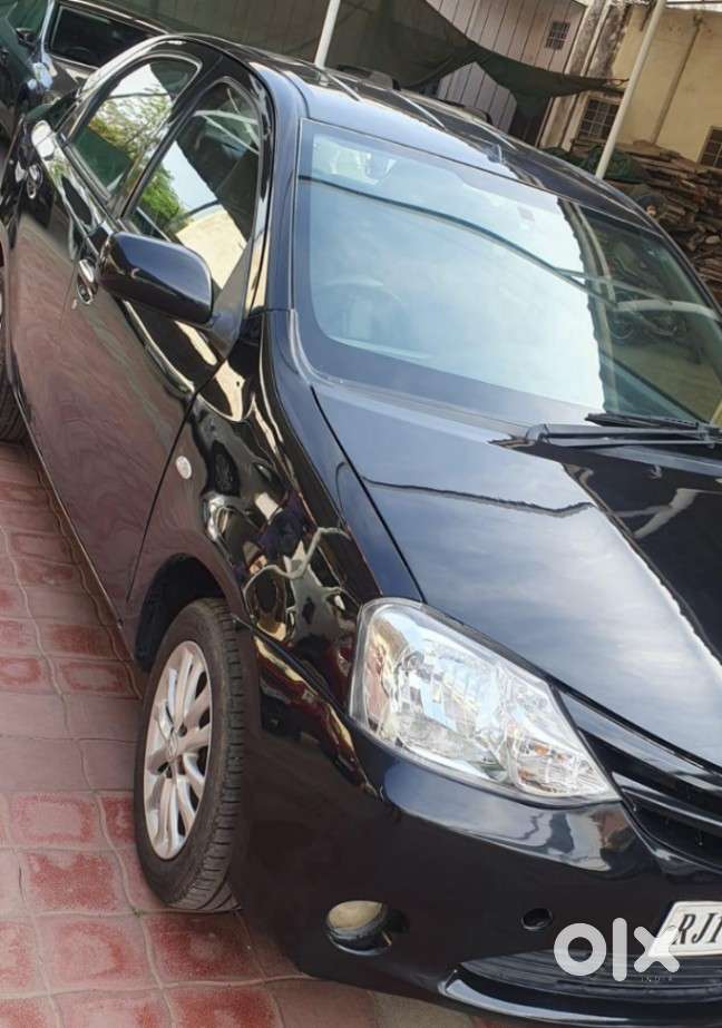 Toyota Etios, 2011, Petrol