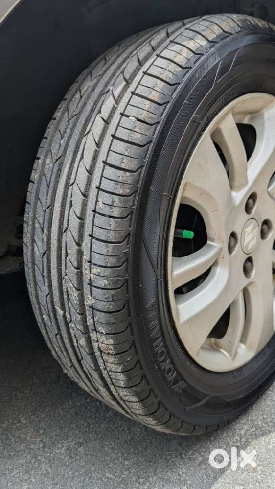 Maruti Suzuki Swift Dzire 1.3 Zxi, 2013, Petrol
