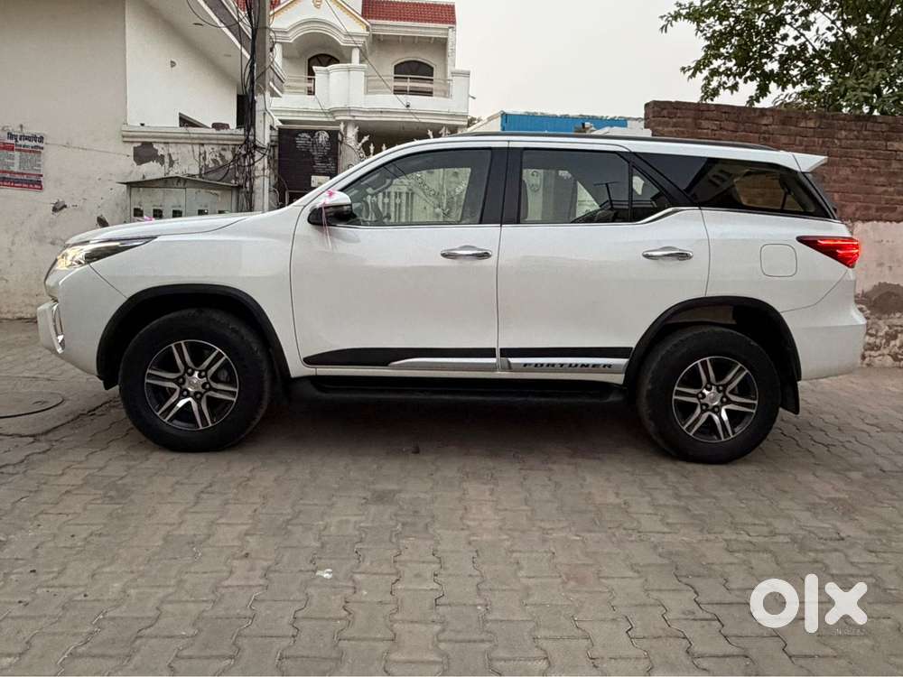 Toyota Fortuner 4x2 At 2.8 Diesel, 2020, Diesel