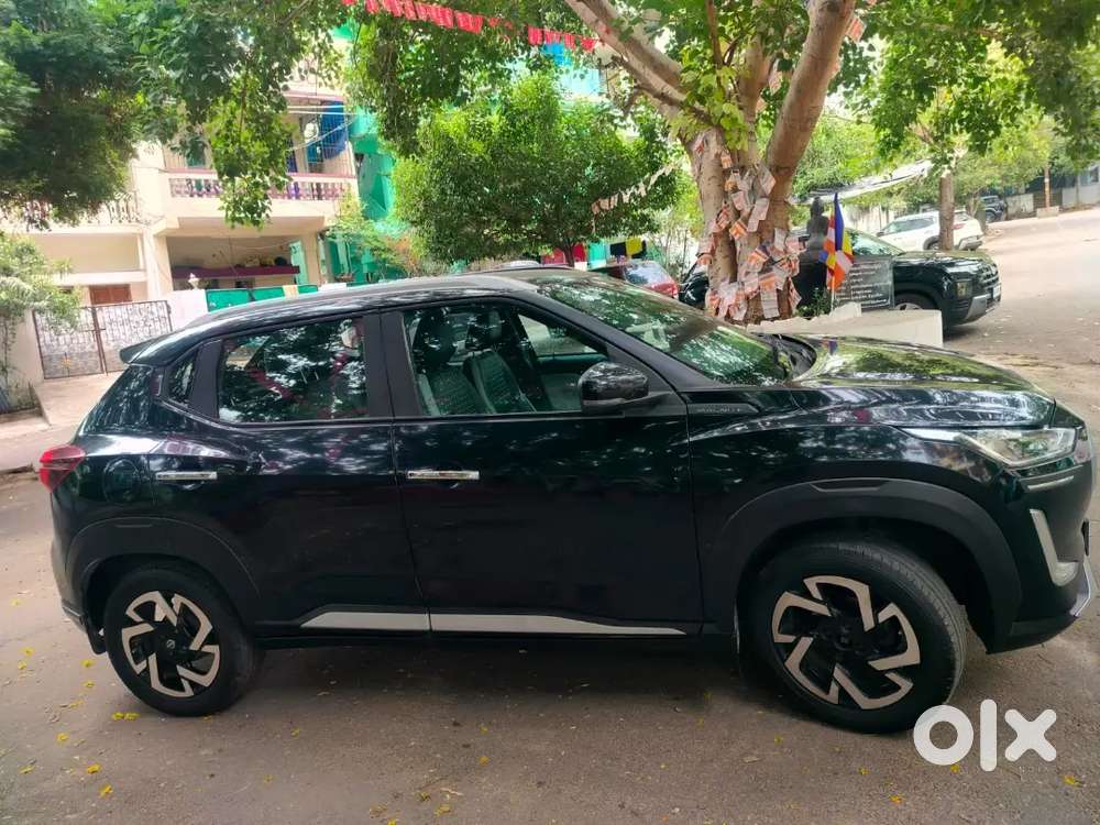 Nissan Magnet With Good Condition