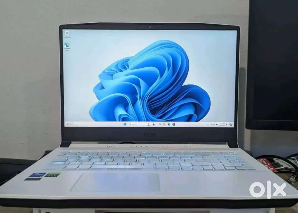 MSI SWORD 15 A12UC i5-12450H RTX 3050 64GB 1TB