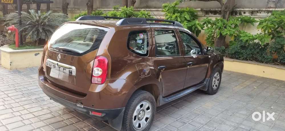 Renault Duster Woodland Brown Diesel 85p.s Single Owner