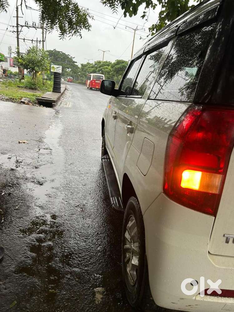 Mahindra Diesel 2016 Car