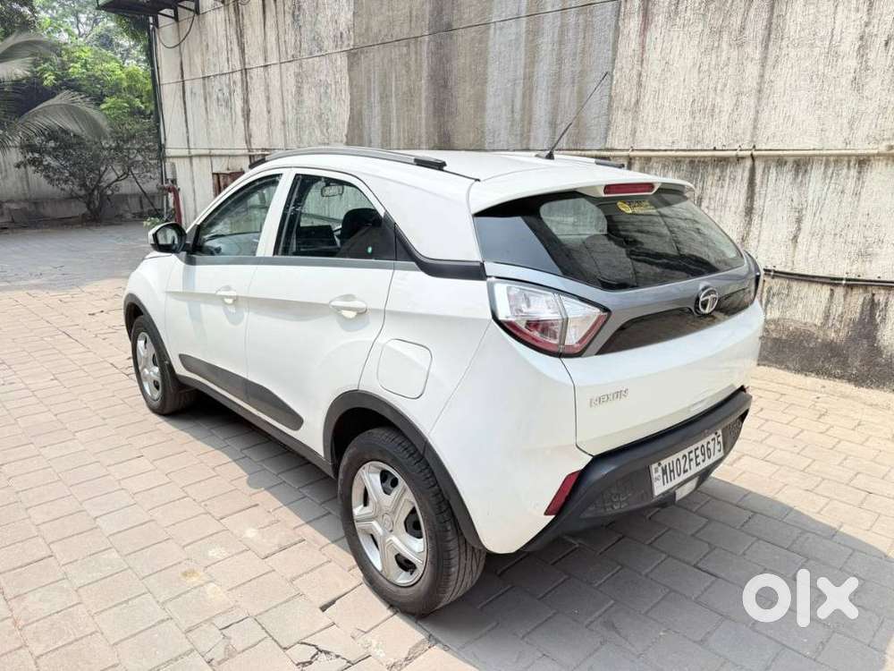 Tata Nexon 1.2 Revotron Xma Amt (s), 2019, Petrol