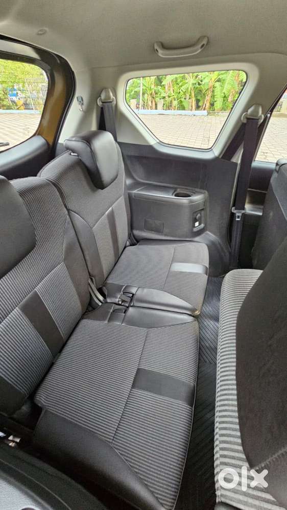 Maruti Suzuki Xl6 1.5 Zeta Mt, 2019, Petrol
