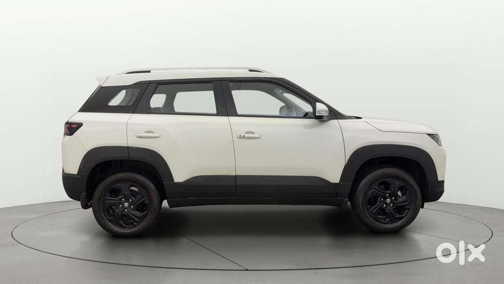 Maruti Suzuki Brezza 1.5 Zxi At Smart Hybrid, 2023, Petrol