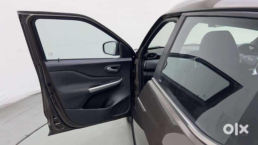 Nissan Magnite 1.0 Xv Premium Turbo Cvt (o), 2021, Petrol