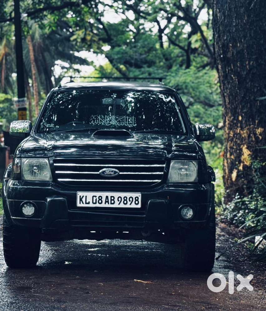 Ford Endeavour Xlt 2004