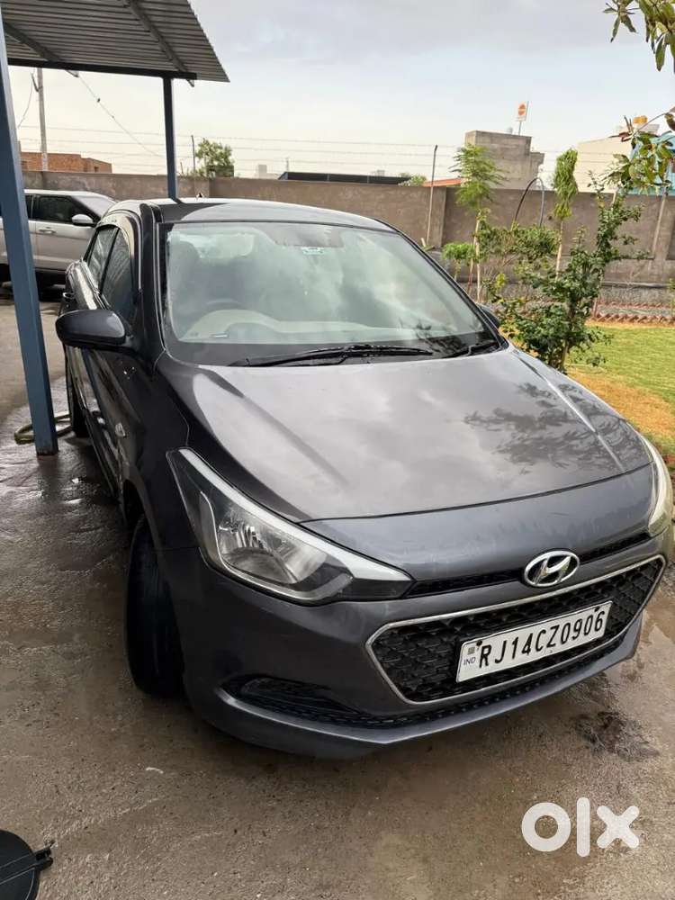 Hyundai New I20 2015 Petrol 90000 Km Driven
