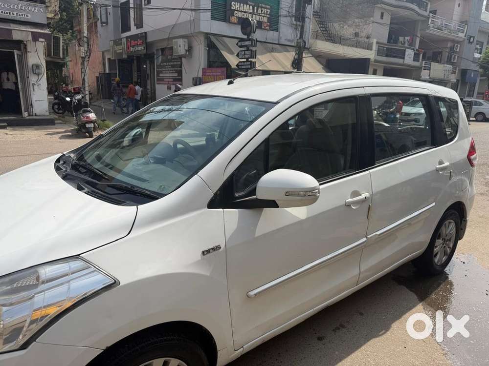Maruti Suzuki Ertiga 2016 Diesel 97800 Km Driven