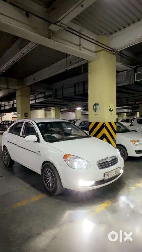 Hyundai Verna 2010 Diesel Well Maintained With Vip No