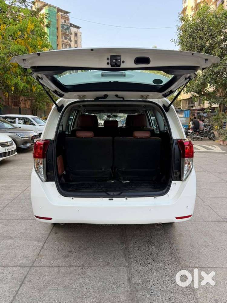 Toyota Innova Crysta [2020-ongoing] 2.4 Gx 7 Str, 2021, Diesel