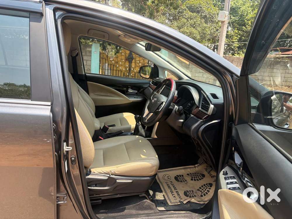 Toyota Innova Crysta 2.4 V, 2017, Diesel