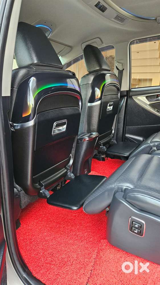 Toyota Innova Crysta 2.4 Z 7 Str, 2025, Diesel