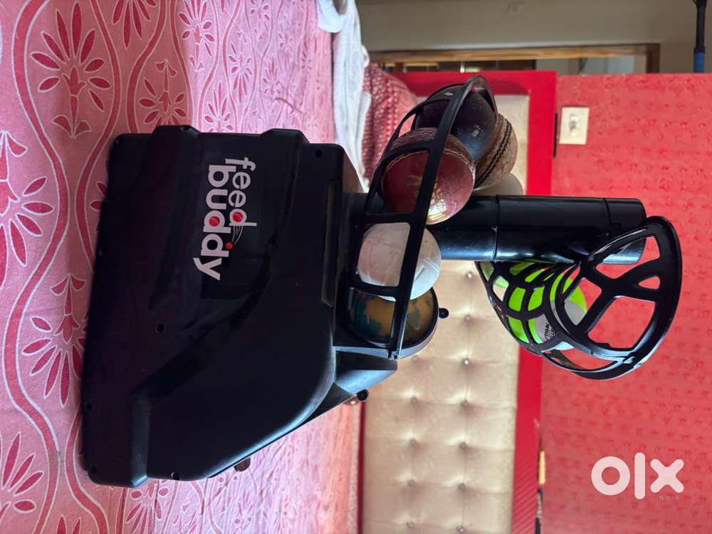 Feed buddy Bowling machine