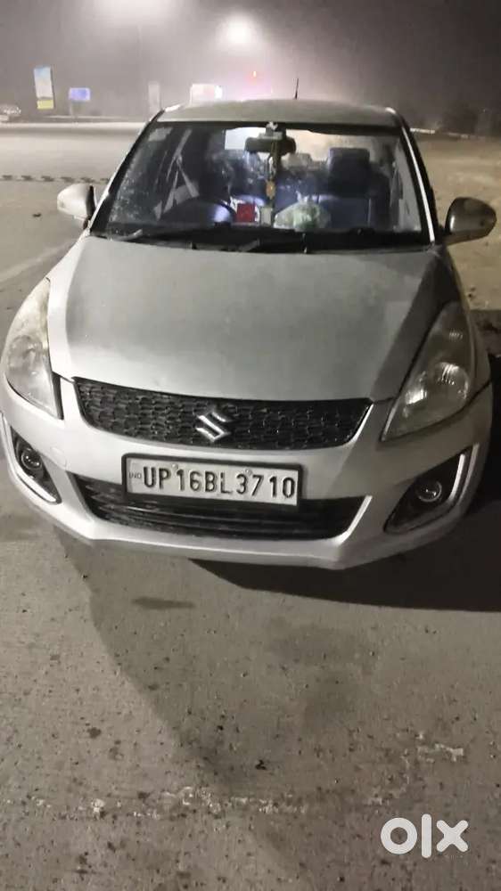 Maruti Suzuki Dzire 2017 Cng & Petrol 125000 Km Driven