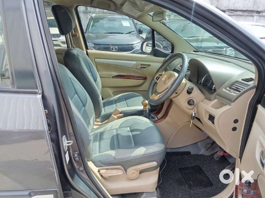Maruti Suzuki Ertiga 1.3 Zdi Plus, 2013