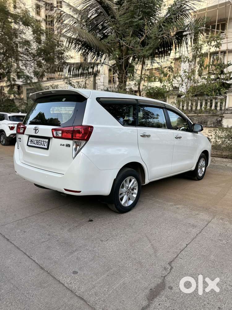 Toyota Innova Crysta 2.8z Automatic, 2017, Diesel