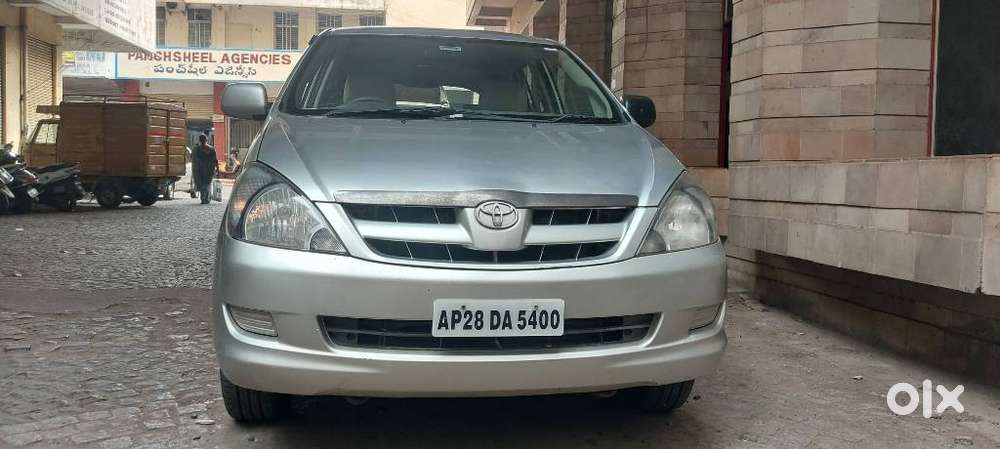 Toyota Innova 2004-2011 2.5 G4 Diesel 8-seater, 2008, Diesel